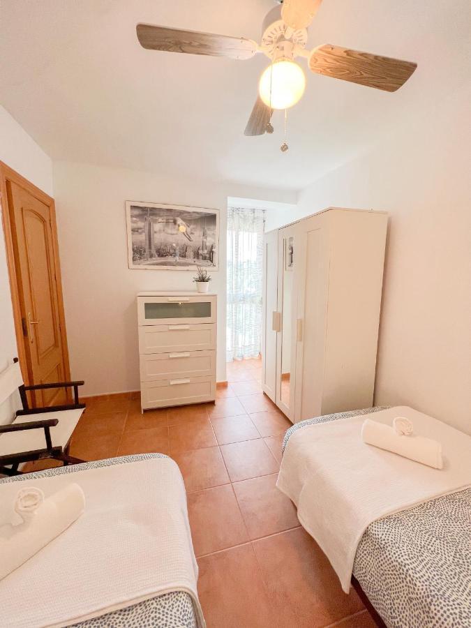 Spacious Apartment In The Center Of Torremolinos Kültér fotó