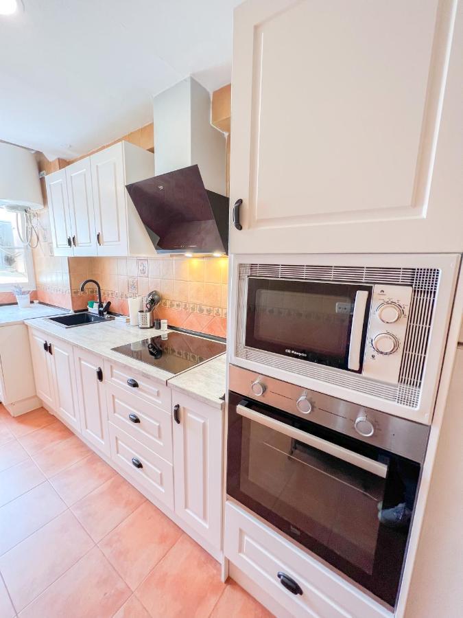 Spacious Apartment In The Center Of Torremolinos Kültér fotó